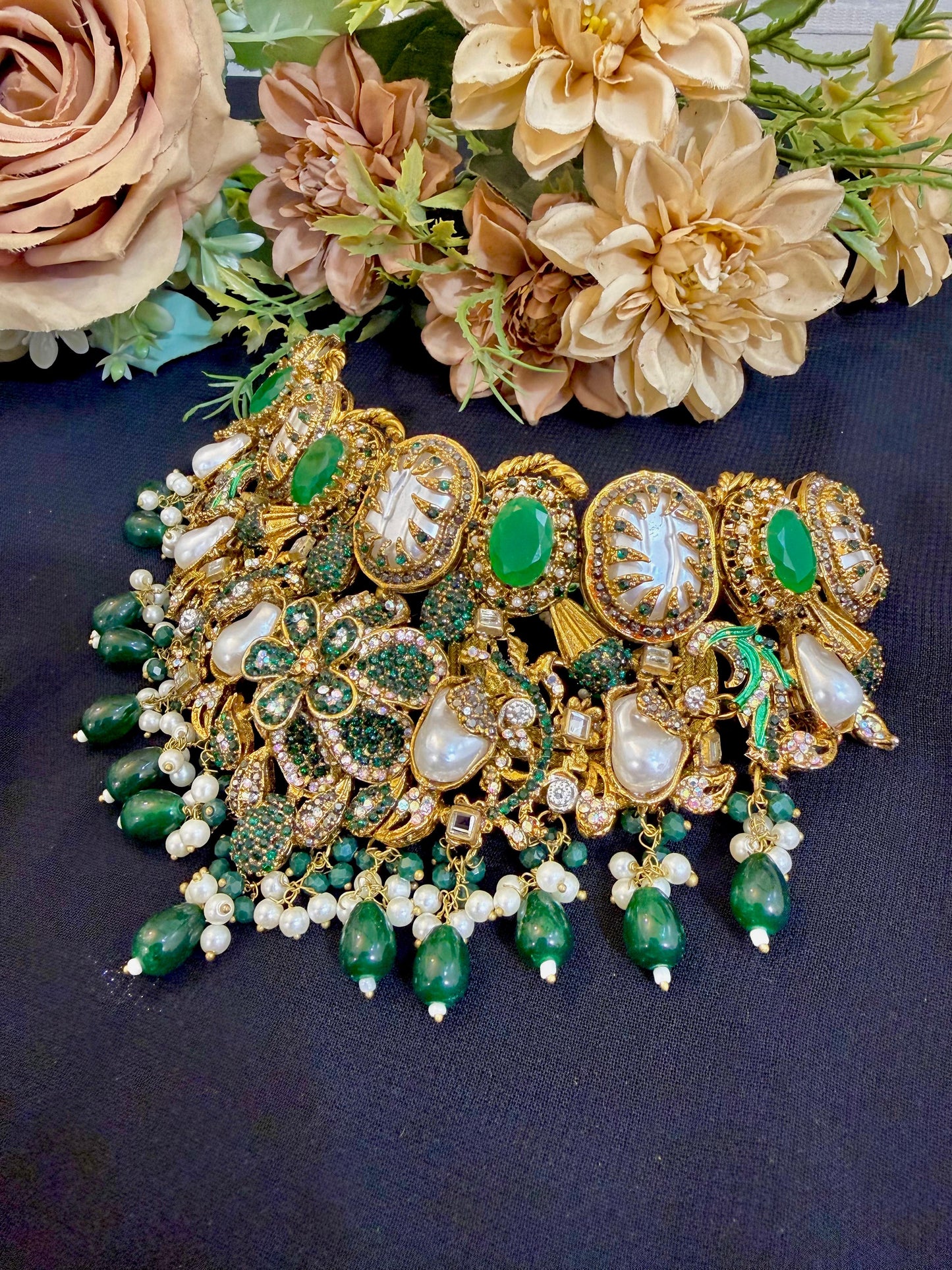 Pakistani Bridal Kundan Set with Green Stones & Pearls | Wedding Jewelry